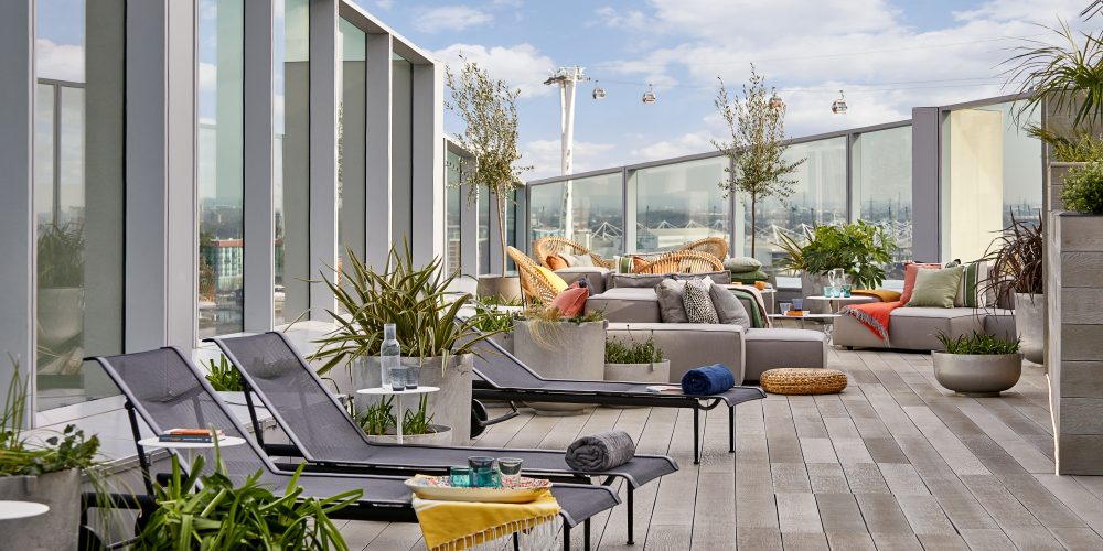 Upper Riverside Club_Building2_Terrace2