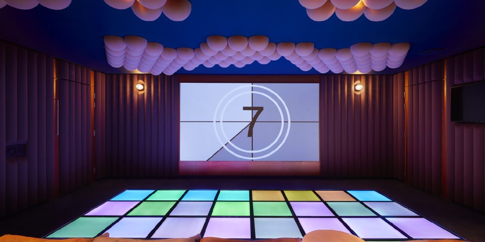 Upper Riverside Club_PeninsulaRiverfront_Entertainment Room