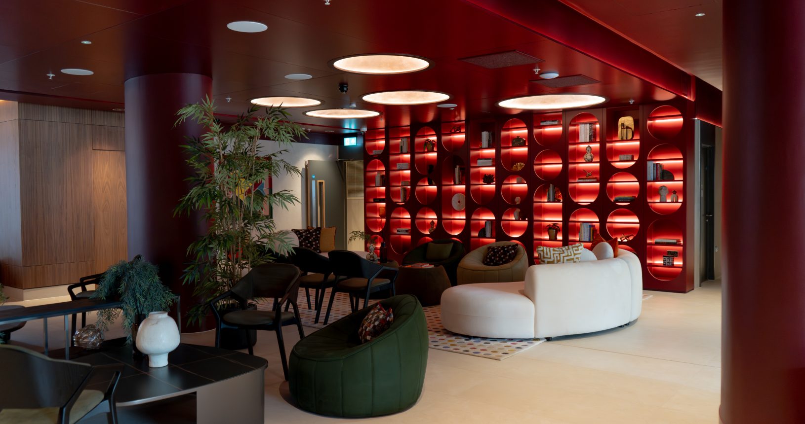 whg lobby-16